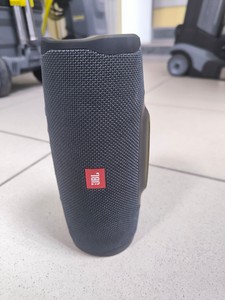 Б/в Акустика Jbl charge essential 2 01-201101008