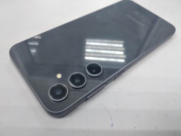 Б/в Мобільний телефон Samsung galaxy s23 fe sm-s711b 8/256gb 01-201137610