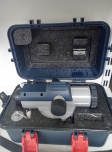 Б/у Оптический нивелир Bosch gol 26 d professional 01-201160708