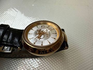 01-200404195: Pierre Balmain b1539