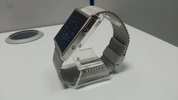 01-19263986: Montre homme the one grm102b2