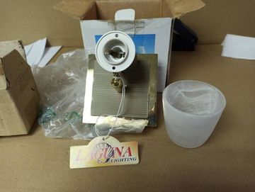 Б/в Настінно-стельовий світильник Laguna Lighting 230v e14 1xmax.40w 01-200359400