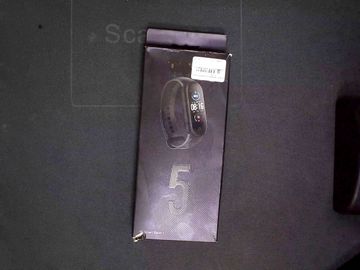 01-200606381: Xiaomi mi band 5