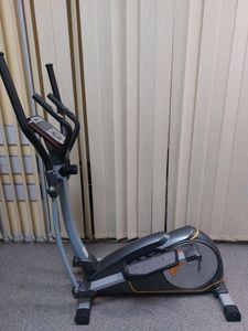 01-200629533: Housefit hb-8224el