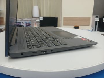 Б/в Ноутбук Lenovo 15/ryzen 7 5700u ddr4/16gb ddr4/hdd *відсутній/ssd 512 gb/*інтегрована 01-200751005
