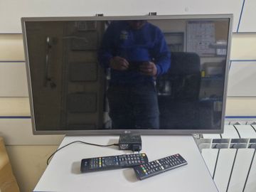 01-200792304: Lg 32lf510u