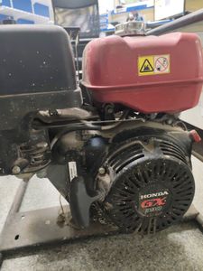 Б/у Генератор Honda ect 7000 01-200820376