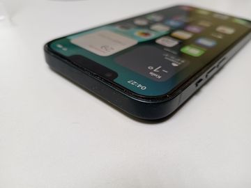 Б/у Мобильный телефон Apple iphone 13 128gb 01-200828102