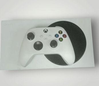 Б/в Ігрова приставка Microsoft xbox series s 512gb 01-200742210