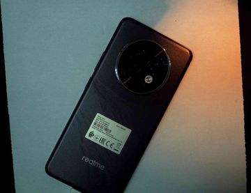 Б/у Мобильный телефон Realme 13+ 8/256gb victory 01-200842378