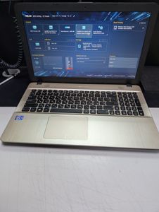 Б/у Ноутбук Asus 15/core i3 7100u ddr3/4gb ddr4/hdd 500 gb/ssd *відсутній/geforce 920mx 2gb 01-200846420