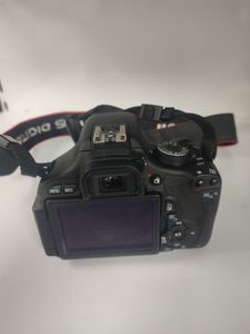 Б/в Фотоапарат Canon eos 600d + ef-s 18-55mm 1:3.5-5.6 is ii 01-200846984