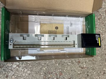 Б/в Модуль аналового виводу Schneider Electric 140aco13000 01-200855442