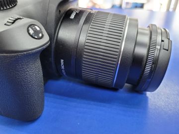 Б/в Фотоапарат Canon eos 4000d + ef-s 18-55mm macro 0-25m 0,8ft 01-200816453