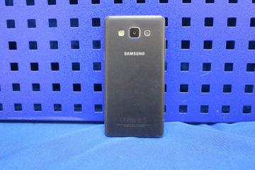 Б/в Мобільний телефон Samsung a500h galaxy a5 16gb 01-200871998
