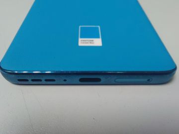 Б/в Мобільний телефон Motorola edge 40 neo 12/256gb 01-200885534