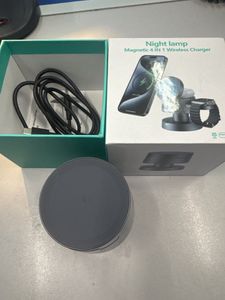 Б/в Бездротовий зарядний пристрій Fast nigght lamp fast 15w 01-200890643