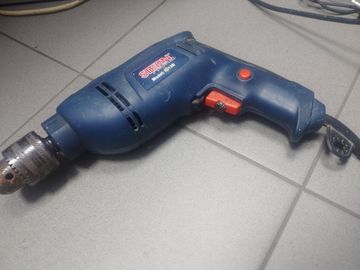 Б/у Дрель ударная Stern id13b 01-200903112