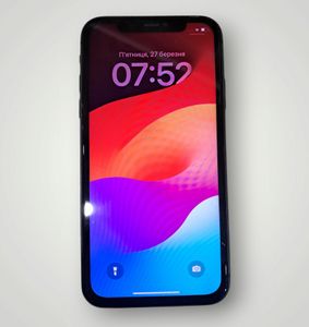Б/у Мобільний телефон Apple iphone 11 64gb 01-200902836