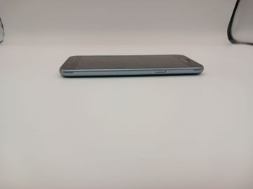 Б/в Мобільний телефон Samsung galaxy j3 2016 j320h 01-200912008