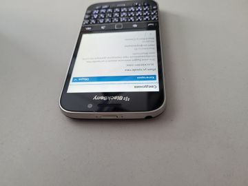 Б/в Мобільний телефон Blackberry classic 01-200910361