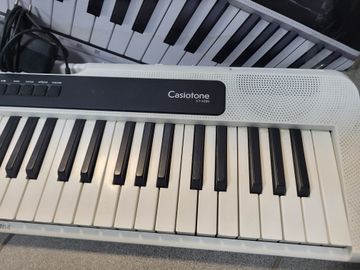 Б/в Синтезатор Casio ct-s200 01-200884102
