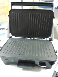 Б/в Гриль Holmer hcg-18p 01-200924077