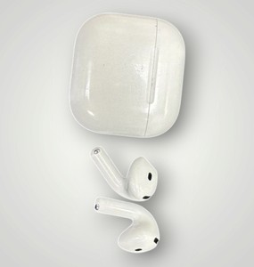 Б/в Навушники Apple airpods 4 01-200923874