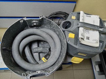 Б/у Пылесос Karcher nt 22/1 ap te l 01-200975786