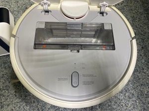 Б/в Робот-пилосос Xiaomi mijia mi robot vacuum cleaner sdjqr02rr 01-200991428