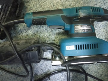 Б/у Шлифмашина вибро Makita bo3710 01-200995173