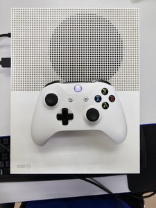Б/в Ігрова приставка Microsoft xbox one s 1tb 01-201011408