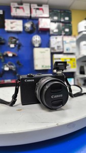 Б/у Фотоаппарат Canon eos m200 + 15-45 is stm 01-201018083