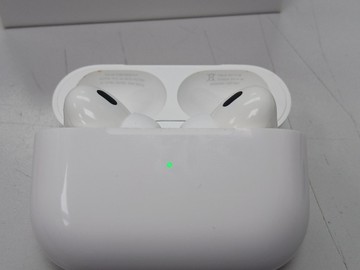 Б/в Навушники Apple airpods pro 2nd generation magsafe 01-201020639