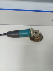 Б/в Кутова шліфмашина Makita ga5030r 01-200993054