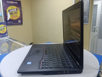Б/в Ноутбук  14/core i3 8130u ddr4/8gb ddr4/hdd *відсутній/ssd 256 gb/*інтегрована 01-201057091