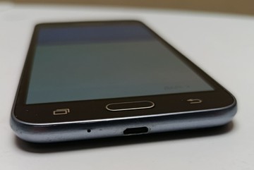 Б/в Мобільний телефон Samsung galaxy j3 2016 j320h 01-201075530