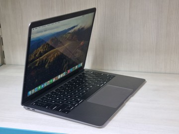 Б/у Ноутбук Apple macbook air a1932/13.3"/ core i5 1.6ghz/ram 8gb/ssd 128b/intel uhd grafics 617 01-201086620