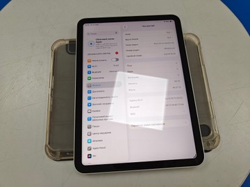 Б/в Планшет Apple ipad 10.9 2022 wi-fi 64gb 01-201093353