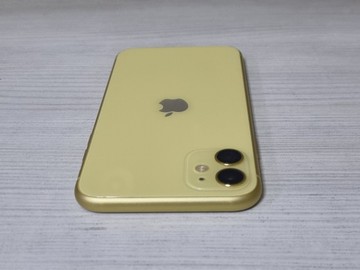 Б/в Мобільний телефон Apple iphone 11 64gb 01-201107279