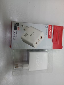 Б/в Мережевий зарядний пристрій Titanum ch65pro gan 65w 01-201116343