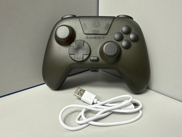 Б/в Геймпад Gamesir nova lite 01-201142680