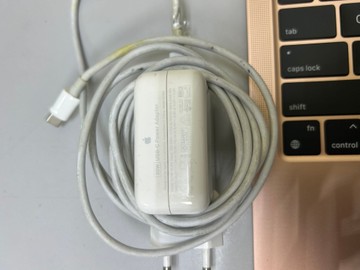 Б/в Ноутбук Apple makbook air 13,3"/apple m1/ram8gb/ssd256gb/7core gpu 01-201144835