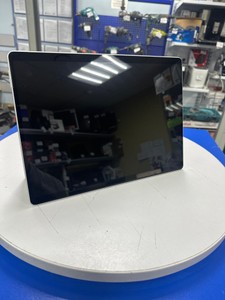 Б/в Планшет Microsoft surface pro 8 model 1983 /13"/ intel core i5-1135g7 / ram 8gb lpddr4x / ssd 256gb nvme / intel iris 01-201177372