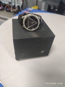 01-18989175: Guess w65006l2