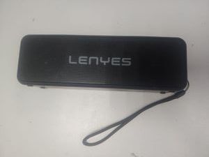 01-200541606: Lenyes s806