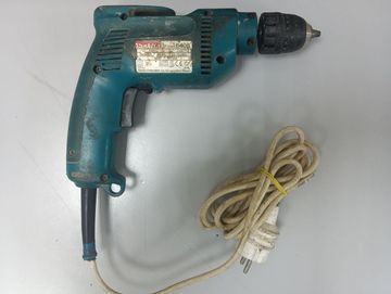01-200570696: Makita 6408
