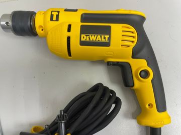 01-200613232: Dewalt dwd024