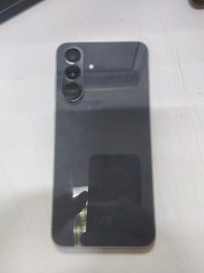 Б/в Мобільний телефон Samsung galaxy a56 5g 8/128gb 01-200619919
