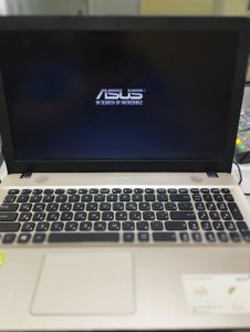 01-200630984: Asus єкр. 15,6/ pentium n4200 1,1ghz/ ram4gb/ hdd500gb/video gf 810m